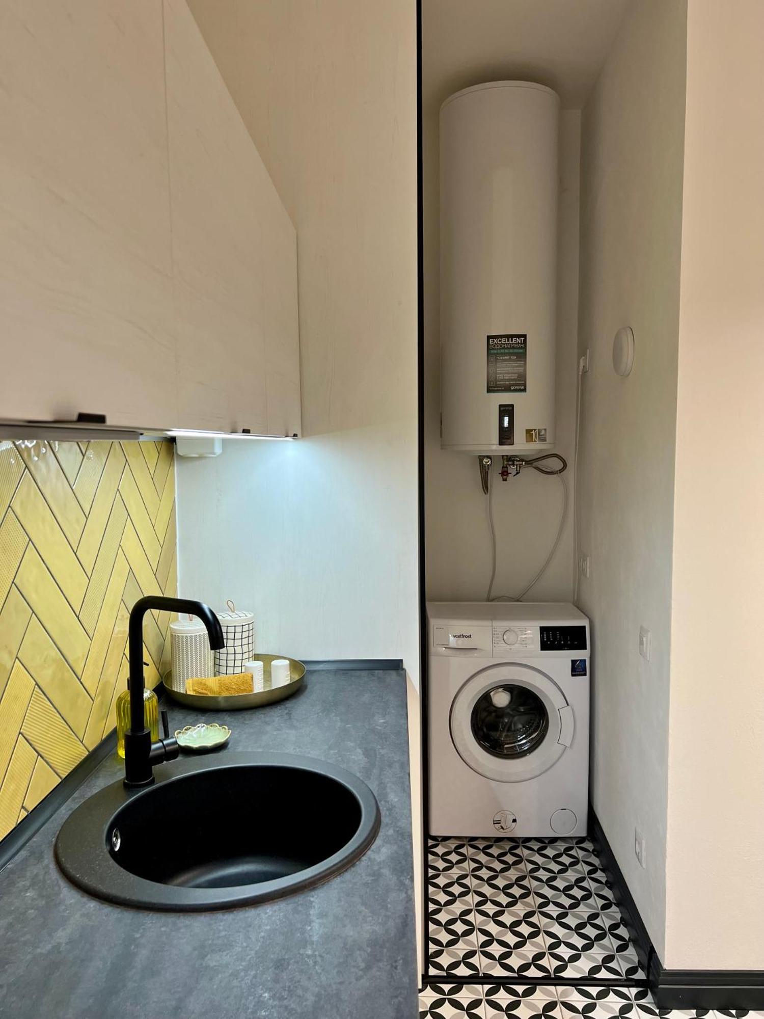 לבוב Art Apartment Glebova מראה חיצוני תמונה